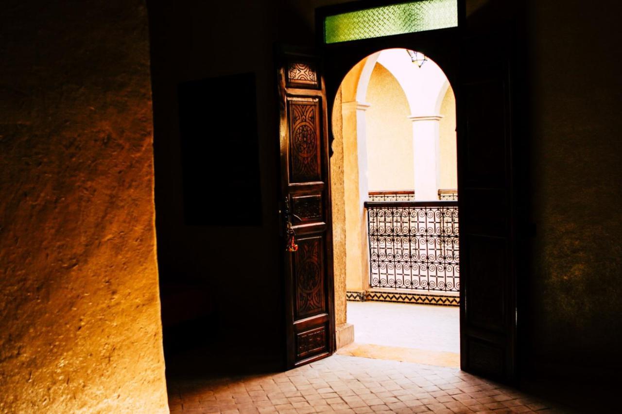 Riad Caravasar Мерзуга Екстер'єр фото
